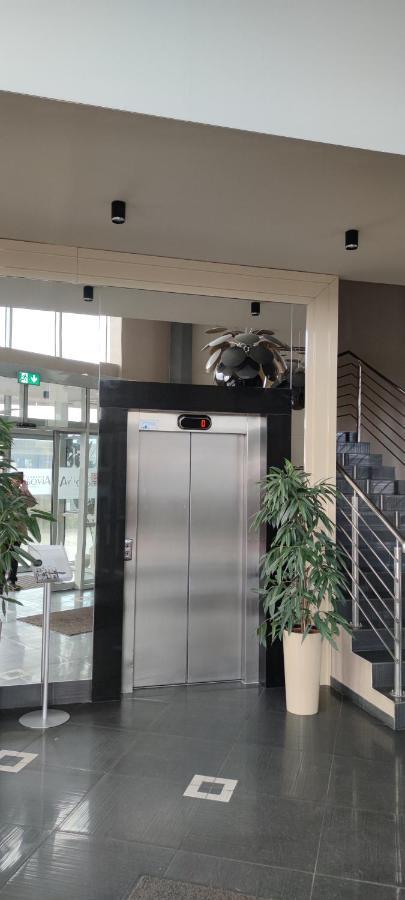 Apartamenty Comfort Na Alejach Jerozolimskich Varšava Exteriér fotografie
